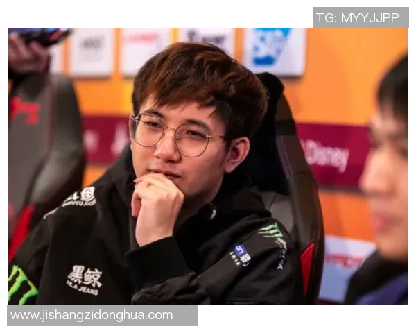 S15LOL比赛中WE战队中路突破的战术分析与DOTA2对比解读